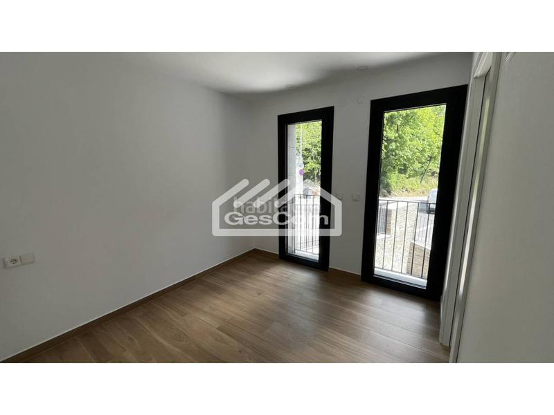 Foto 7ffa74c0-3940-4676-9827-d59300866f5a. Pis amb calefacció aparcament a Els Vilars d´Engordany Escaldes-Engordany