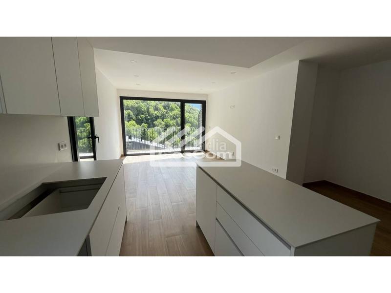 Foto 8d4e8099-e57f-4b35-bf66-e9c4541578eb. Pis amb calefacció aparcament a Els Vilars d´Engordany Escaldes-Engordany