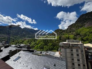 Affitto Appartamento in Els Vilars d´Engordany. Alquiler de un piso espacioso en escaldesengordany