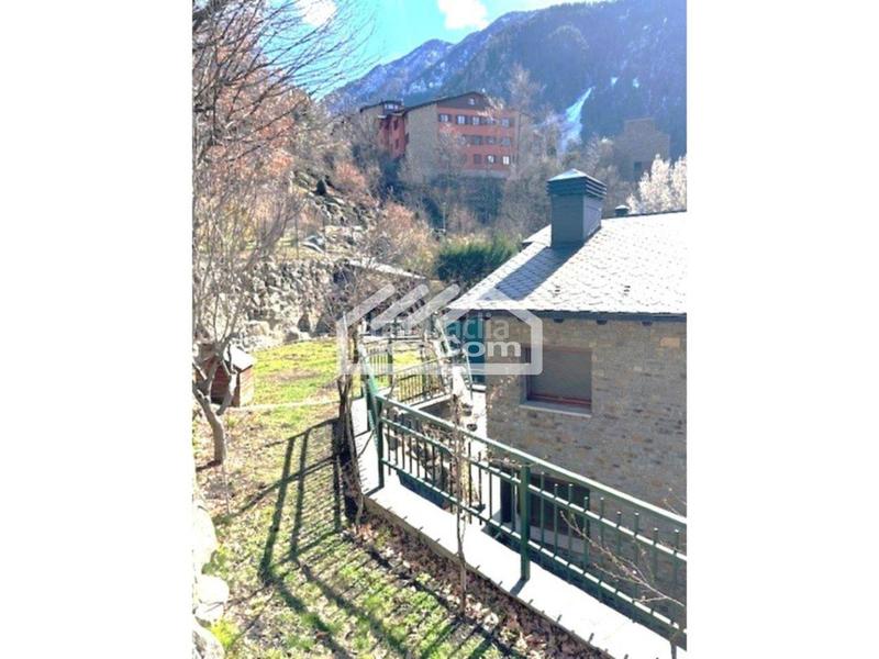 Foto 37ad9a66-d793-4d00-a977-21db9cb67852. Casa adossada amb calefacció aparcament a Les Escaldes Escaldes-Engordany