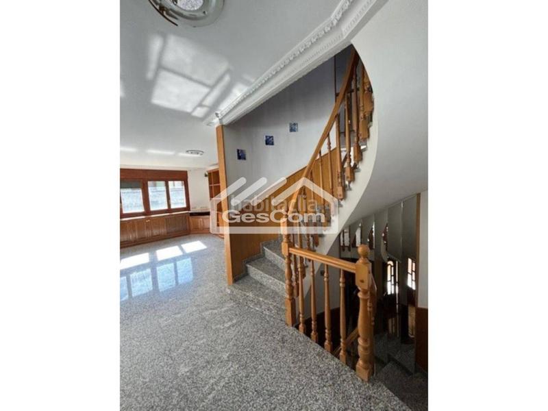 Foto 5e409e1f-5fb1-4d68-b621-d1d4fc7b92f6. Casa adossada amb calefacció aparcament a Les Escaldes Escaldes-Engordany