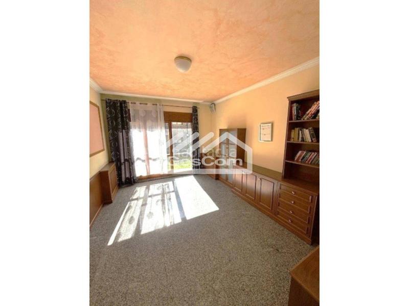 Foto 5eddc441-dc5f-4d1b-bcd9-acdf0013975a. Casa adossada amb calefacció aparcament a Les Escaldes Escaldes-Engordany