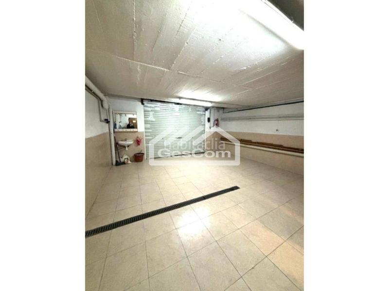 Foto 784ac43f-4c94-4a9c-85f6-d4b7f93bca0b. Casa adossada amb calefacció aparcament a Les Escaldes Escaldes-Engordany