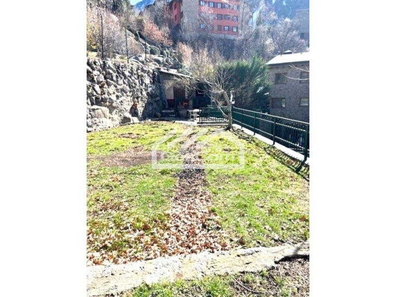 Foto edeb0f53-8a53-45aa-993e-57b8e43752b4. Casa adossada amb calefacció aparcament a Les Escaldes Escaldes-Engordany