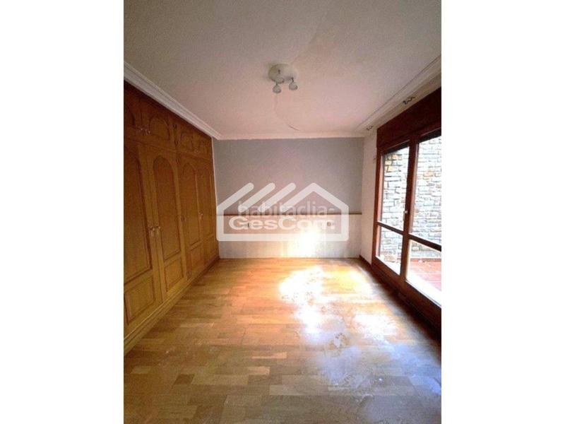 Foto f9bcc9dd-97bd-4d24-9a8c-49b54203fc58. Casa adossada amb calefacció aparcament a Les Escaldes Escaldes-Engordany