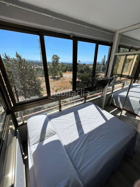 Foto 5013bfe7-3795-4cb4-a1ae-ffa5c4a557d2. Apartament amb calefacció aparcament piscina a Aloha Marbella