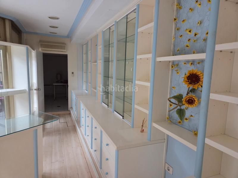 Foto c09956d8-833b-4cd7-9fee-6e46ade96835. Alquiler local comercial en calle del castillo 34 se alquila local comercial en santa cruz Centro en Santa Cruz de Tenerife