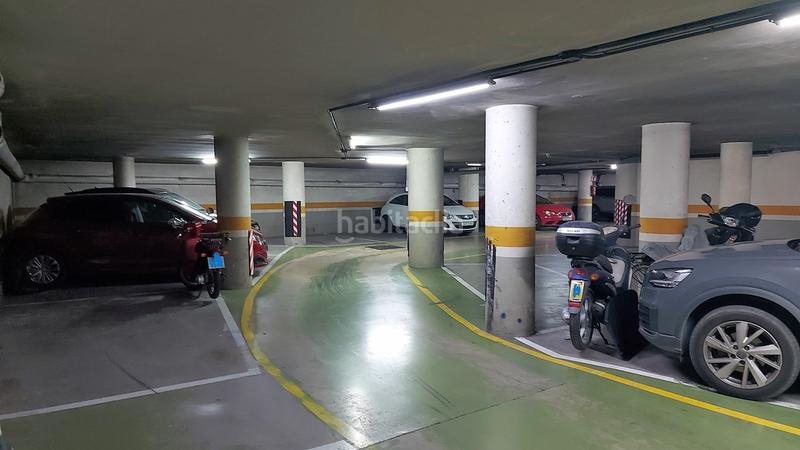 Foto 6ff435ec-ed48-453b-b068-1ad506970b6b. Miete autoparkplatz in Eixample Nord Girona