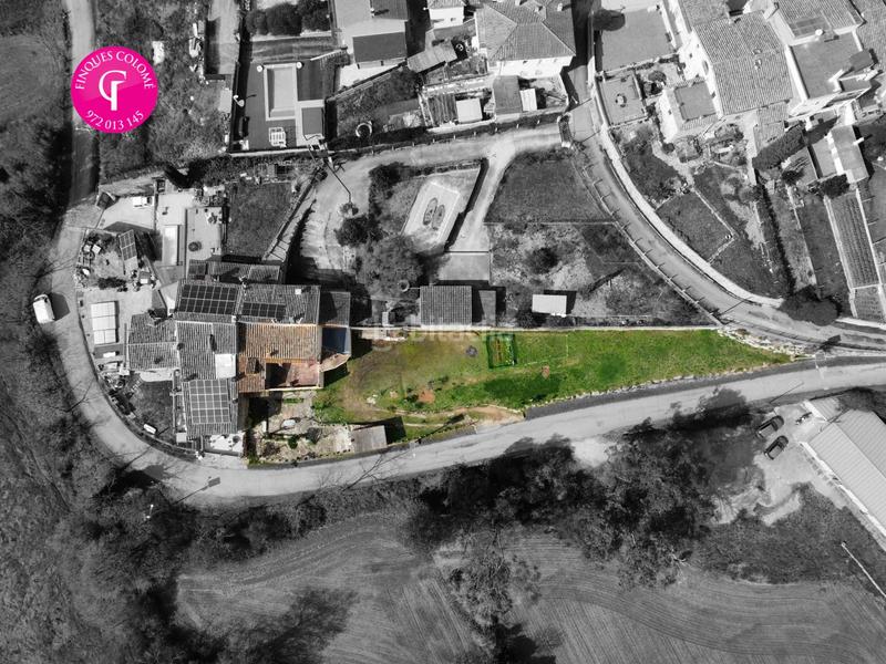 Foto 5dbe4c37-fdfe-4cb2-ac90-31c959b8750f. Country house with parking in Sant Daniel Girona