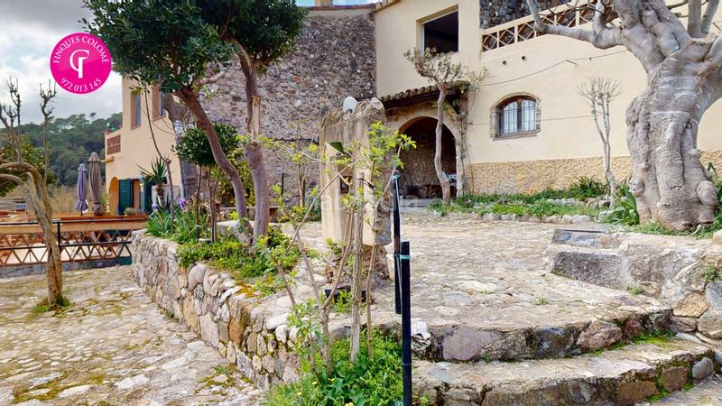 Foto 01a73577-113b-43b4-a2b4-9a1ec9fae0b6. Mas avec parking dans Sant Daniel Girona