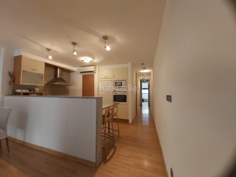 Foto e7c8b4e1-e14a-4195-b3d5-fde4d0a4bd89. Alquiler piso en Centre-Barri Vell Girona
