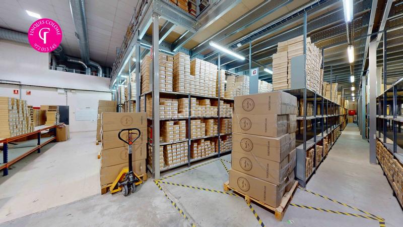 Foto f6ec0826-d7a5-4e31-9093-1f8a9eb10f31. Nave industrial en Mas Xirgu Girona