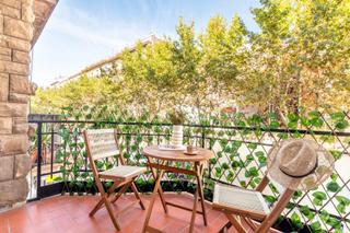 Etagenwohnung  Vila i vila