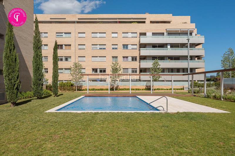 Foto 0ef0bc31-5713-4a31-a643-3a7a1727ab78. Appartement 102m<sup>2</sup> avec chauffage parking piscine dans Barri dels Escriptors Salt