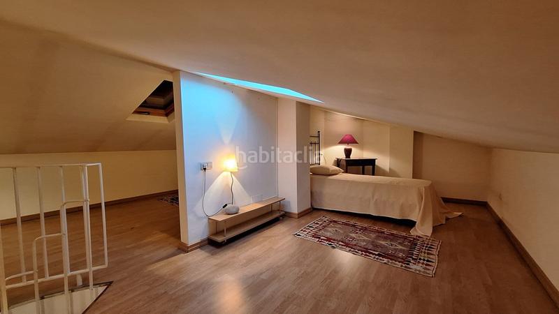 Foto 01399c4e-8f48-4d08-a39f-d440b303e117. Lloguer casa adossada amb calefacció aparcament piscina a Girona