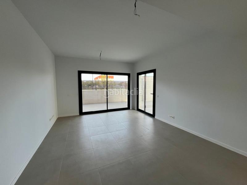 Foto 8d8c5370-e73e-49db-b3d1-b1396b07b250. Rent ground floor with parking pool in Vilablareix