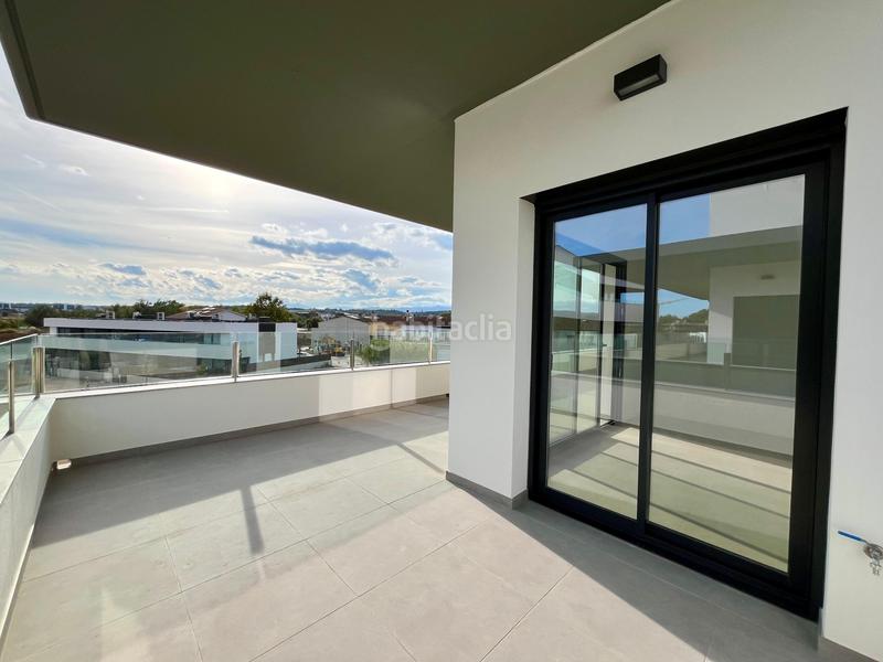 Foto a120b548-33c9-4dce-9675-1e26db0bf9a9. Alquiler ático en Vilablareix