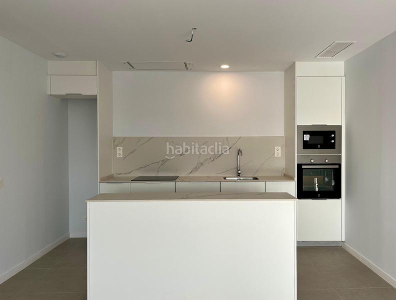 Foto 3460c32c-6205-49fd-9726-32d610cd0b10. Rent penthouse with parking pool in Vilablareix