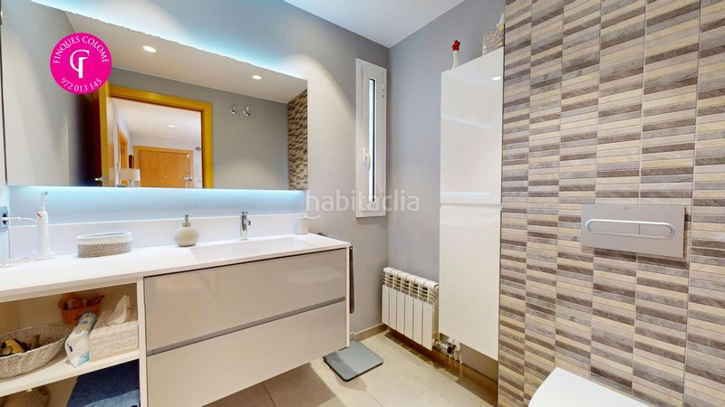 Foto 5ef4f26d-c8e4-4a4f-85a7-c11a0cce8201. Àtic amb calefacció piscina a La Devesa Girona