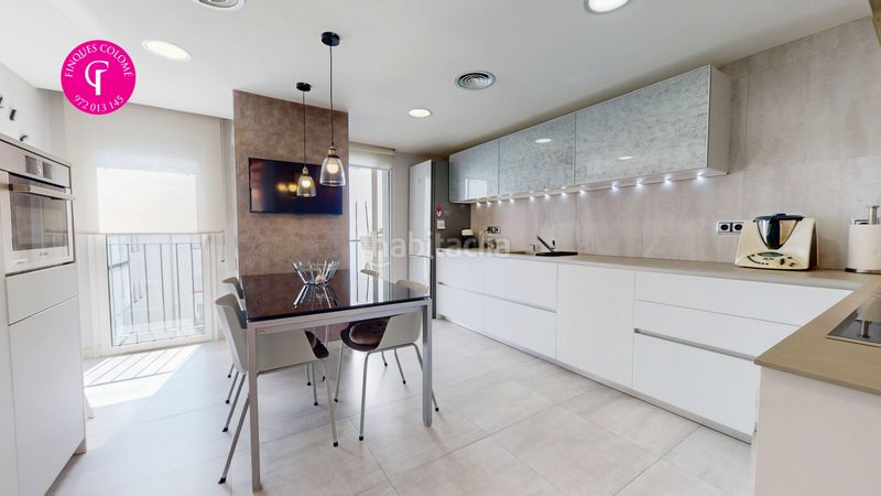 Foto 8db07020-1abc-4c78-9ed5-7bd7a23ed208. Àtic amb calefacció piscina a La Devesa Girona