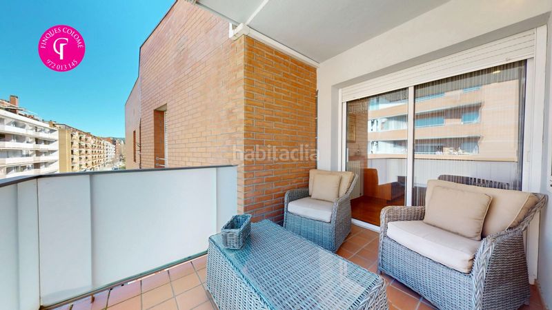 Foto aca7fa7e-70a4-44b0-ba0e-58fa59023763. Àtic amb calefacció piscina a La Devesa Girona