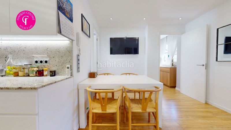 Foto 41d63b81-9af4-47aa-aaf7-bf3db20e36fd. Àtic amb calefacció a Eixample Nord Girona