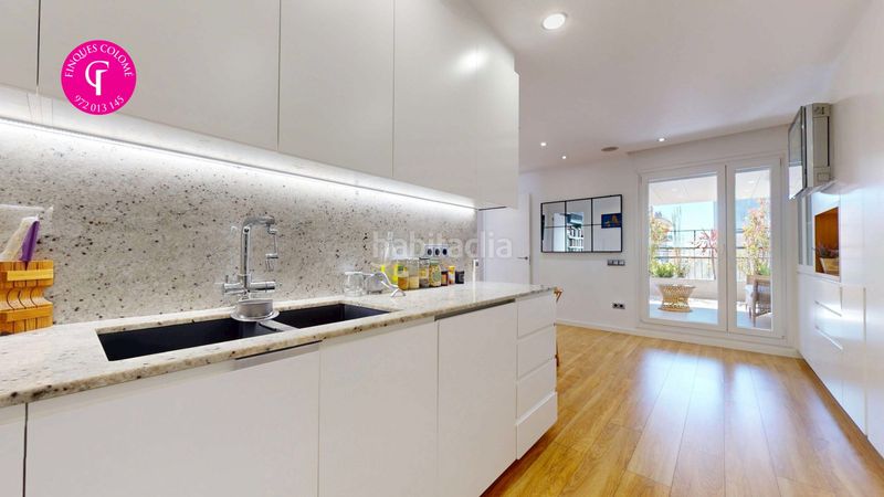 Foto 04160f3f-af0b-41ca-8991-57c73cbeb220. Ático en Eixample Nord Girona