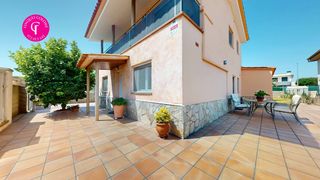 Casa  Camos