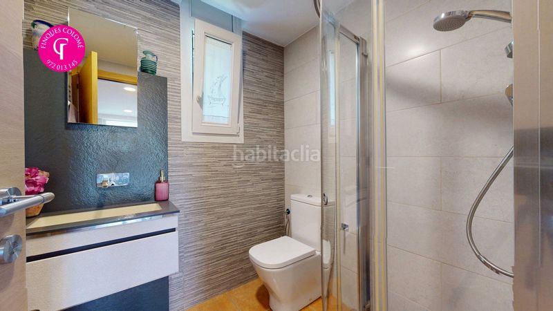 Foto e44e825d-9e63-4485-97ad-e92a202c14a8. Maison avec chauffage parking piscine dans Quart