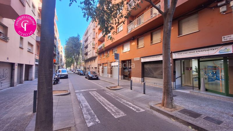 Foto 51af8eac-6e0c-486a-bf99-cbe48a156f8f. Aparcament cotxe a Sant Narcis Girona