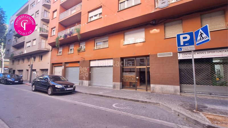 Foto ffeb202e-6f25-43d0-a518-b33e9e98185b. Aparcament cotxe a Sant Narcis Girona
