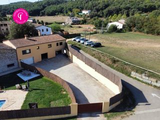 Location Mas  Esglesia
