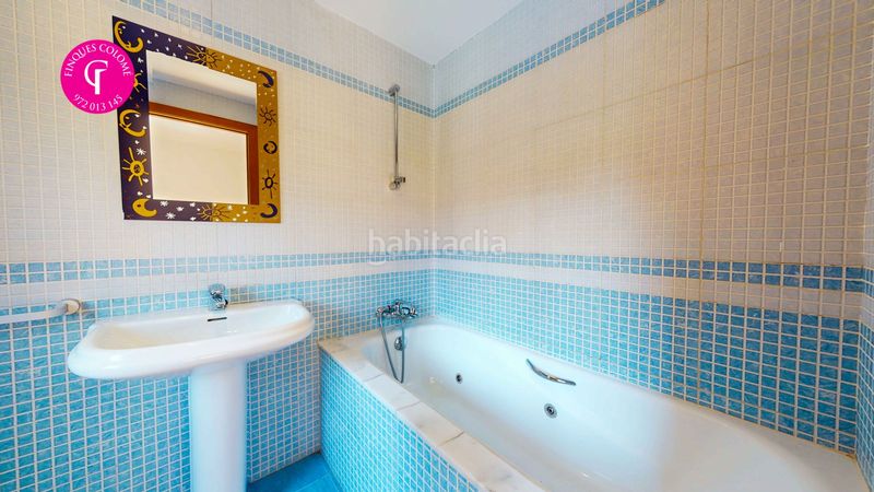 Foto 37d30255-1a33-4c49-b09e-f13eb92e775d. Reihenhaus mit heizung parking pool in Palau Girona