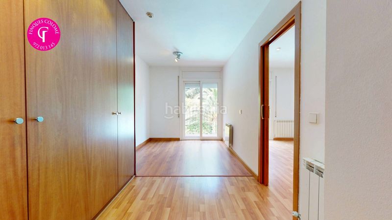 Foto 5bd1a1a9-0e8b-45e9-8666-7df352e071f7. Reihenhaus mit heizung parking pool in Palau Girona