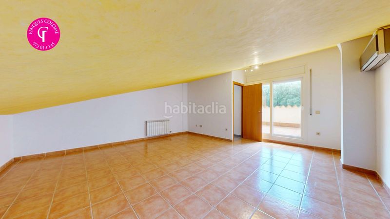 Foto d0f2a5f7-055b-4cb4-8928-5e845f9e03d8. Reihenhaus mit heizung parking pool in Palau Girona