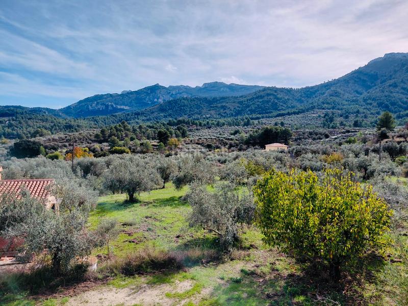 Foto 9ac9730f-83a8-4826-b473-31d47dcd137d. Xalet amb xemeneia aparcament a Castell de Castells