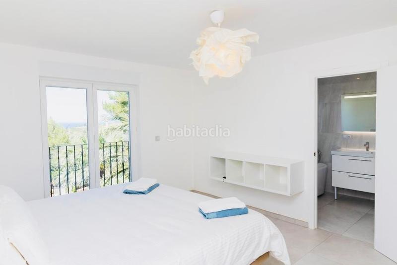 Foto 153b3539-88a5-4ada-93ea-147a40086e87. Chalet con riscaldamento parcheggio piscina in El Montgó Dénia