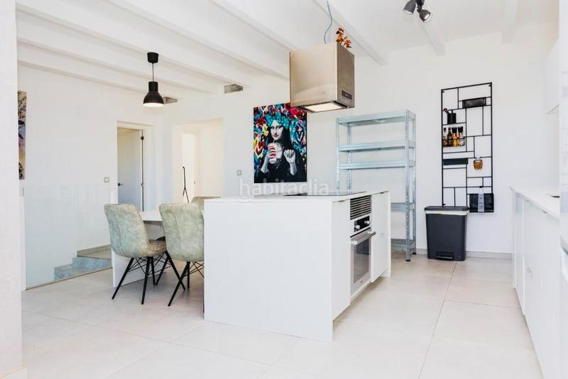 Foto 9929db55-b113-43f2-85bd-c6f6092640ff. Chalet con riscaldamento parcheggio piscina in El Montgó Dénia