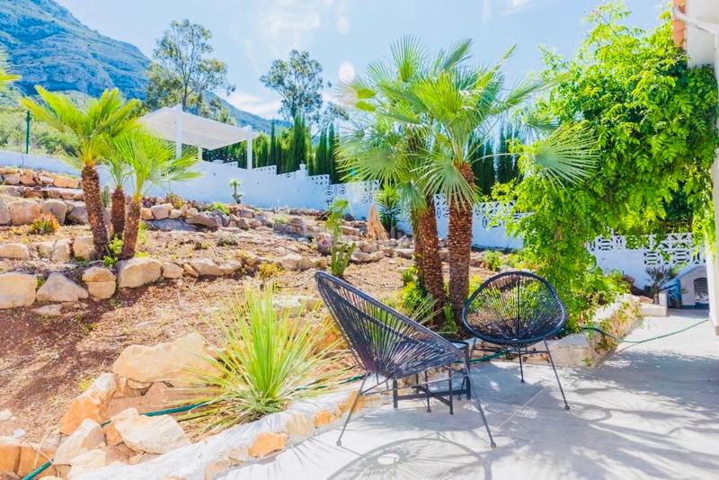 Foto c84d9b0f-8431-4da3-a860-52eb3209f160. Chalet con riscaldamento parcheggio piscina in El Montgó Dénia