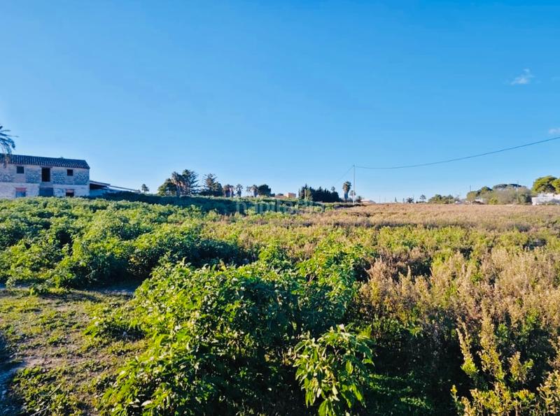 Foto 1cf28a18-9c77-48e6-870b-4eb598727c3b. Chalet con parcheggio in El Puerto Dénia