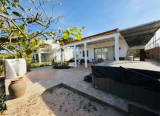 Xalet en Oliva Nova. Nuevo y precioso chalet en venta en oliva nova!