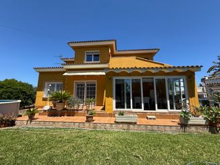 Xalet en L'Almadrava - L'Estany�. Nuevo y precioso chalet en venta en d�nia, junto a la playa!