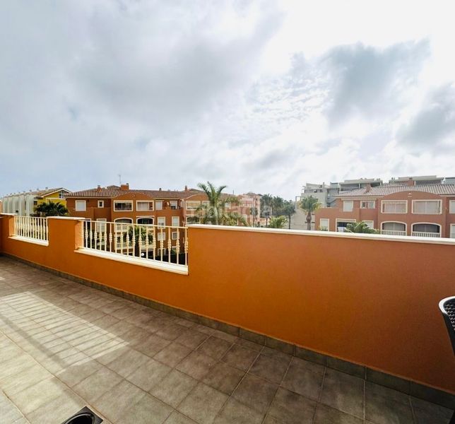 Foto c7bcce76-8653-49e5-a90a-79e153eaaa11. Àtic amb calefacció aparcament piscina a El Puerto Dénia