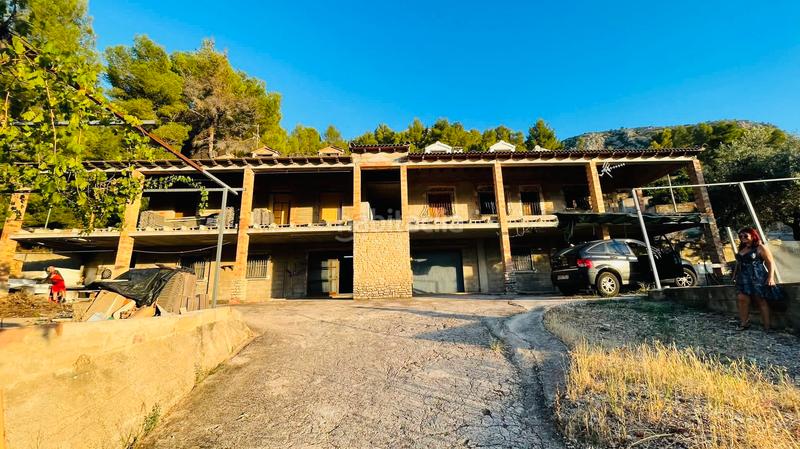 Foto a7f13314-6eee-40a0-a460-0a2b976c93cc. Chalet en venta espectacular chalet en plena montaña, ! en Pego