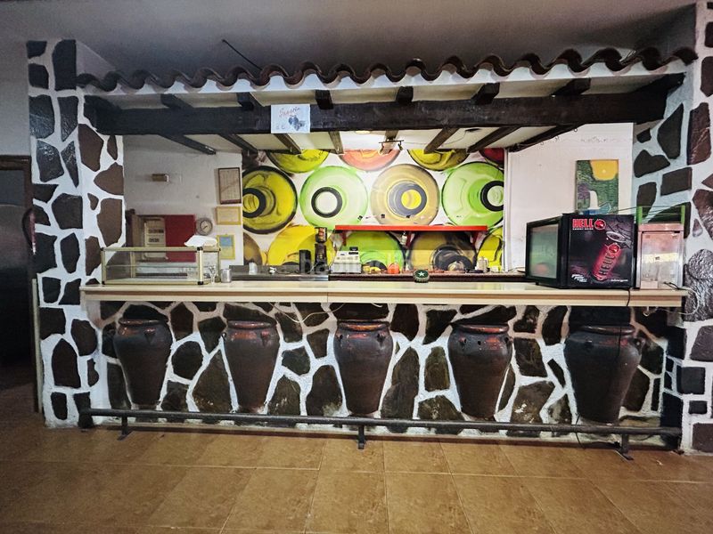 Foto 28a0da3f-990e-4090-ba1f-8f8673eff7e0. Local comercial en venta bar restaurante en el centro ! en Dénia