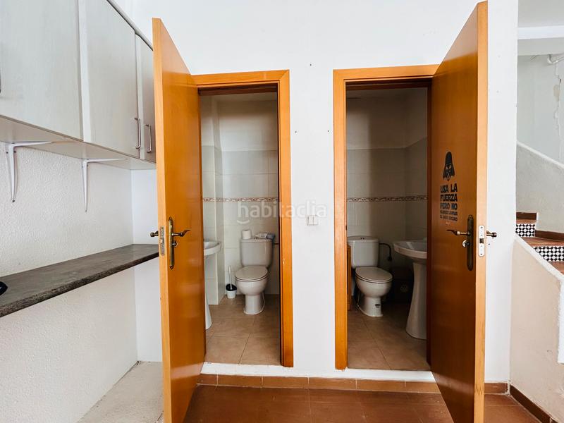 Foto 15cc6f33-b8dd-4aa0-b39c-400539403b50. Local comercial en venta amplio local comercial en el centro , en El Puerto! en Dénia