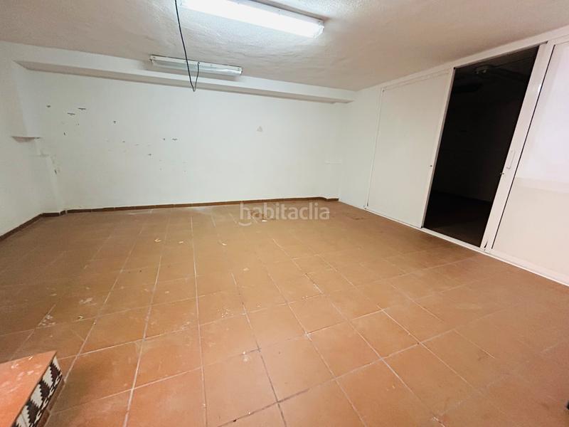 Foto b076f1e8-fd02-4f02-bd57-ef988de77853. Local comercial en venta amplio local comercial en el centro , en El Puerto! en Dénia