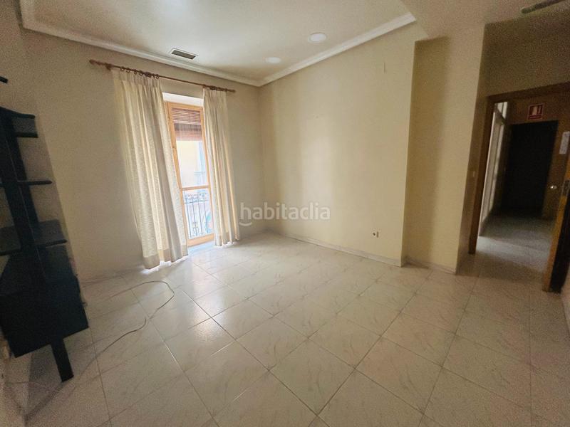 Foto b28e61cf-7d47-46f1-9e37-f842bf04c9bd. Edifici a Centro Urbano Dénia