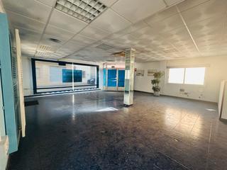 Local commercial à Pedreguer. En venta local/nave/suelo urbano en pedreguer!