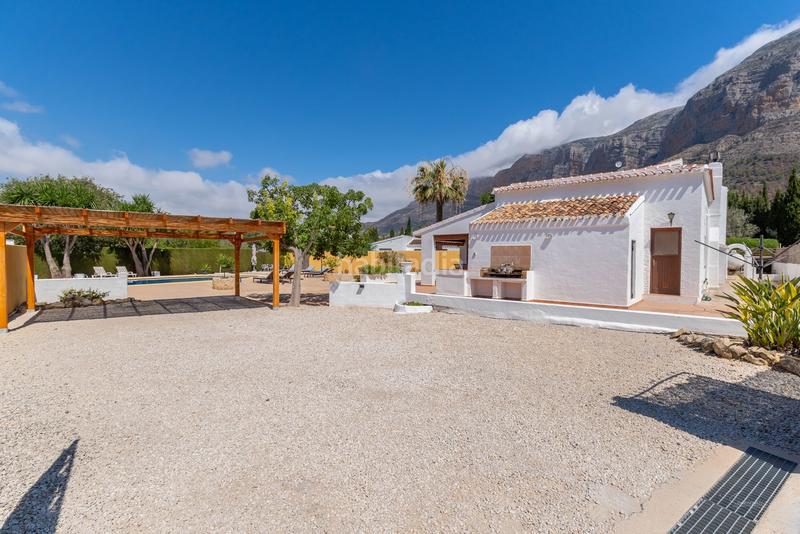 Foto 6e5dcbaf-f35d-42b8-88f5-d8f2cf0b839c. Chalet en venta preciosa villa en jávea! en Montgó - Ermita Xàbia